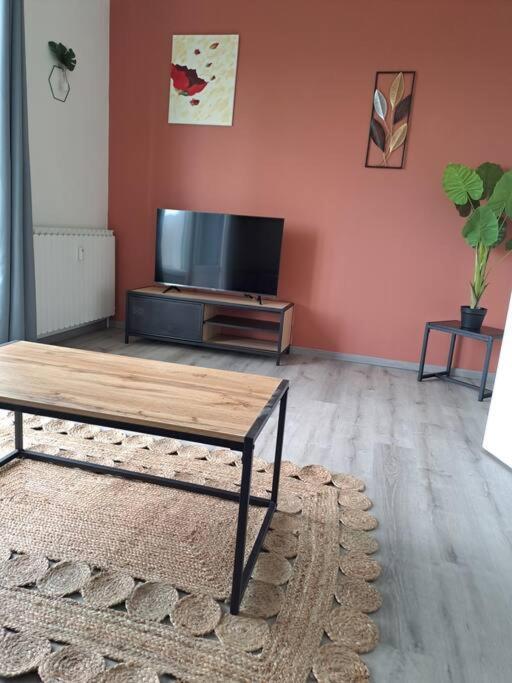 Agreable T2 Classe 3 Etoiles, Refait A Neuf, Dans Quartier Calme โรเดซ ภายนอก รูปภาพ